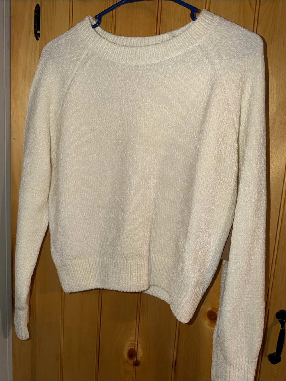 Love Change Italy Cozy Cream Women's Crewneck Sweater-NWT Size M
